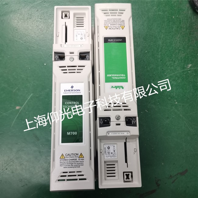 艾默生變頻器ES3403上電無(wú)顯示故障維修