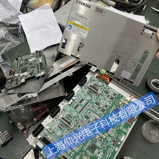 雅馬哈YAMAHA機(jī)器人控制器維修電話(huà) 伺服驅(qū)動(dòng)器報(bào)警?