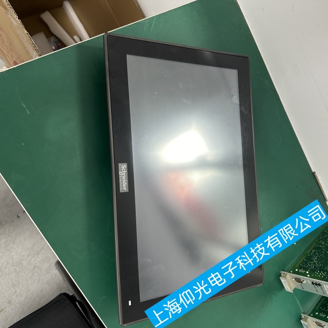 深圳施耐德觸摸屏XBTG5330無(wú)法進(jìn)入系統(tǒng)界面故障維修售后點(diǎn)